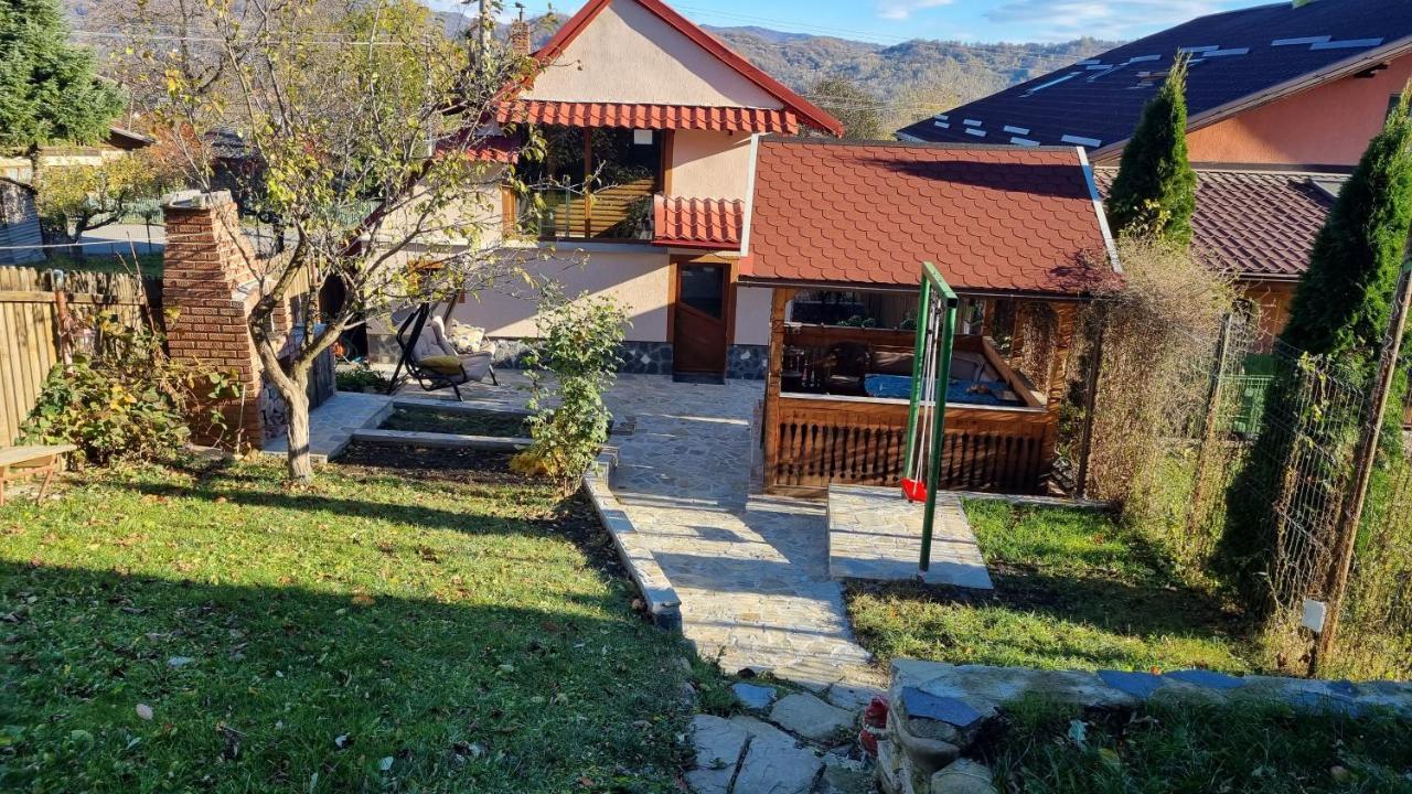 Pensiunea Mirela Breaza  Exterior foto